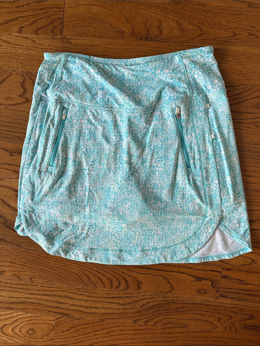 IBKUL Mint Floral Active Skort with Zip Pockets pickleball, tennis, beach.